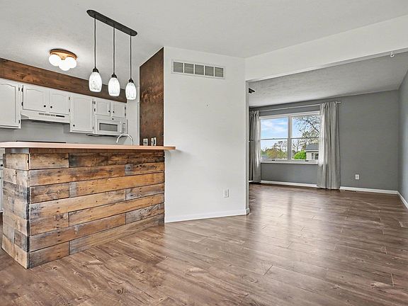 5th image of 62846 Fairview Dr