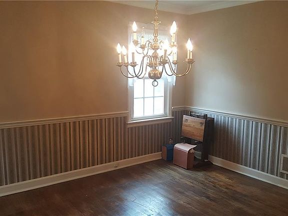 5th image of 19 Parkview Ct