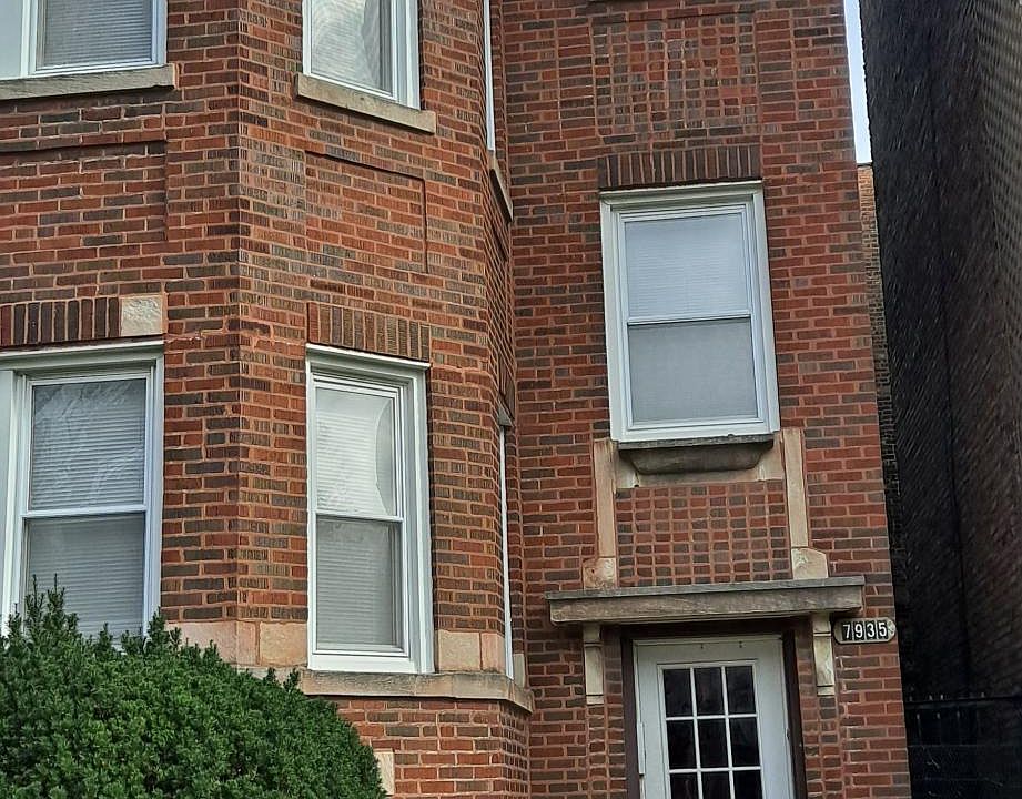 1st image of 7935 S Saint Lawrence Ave