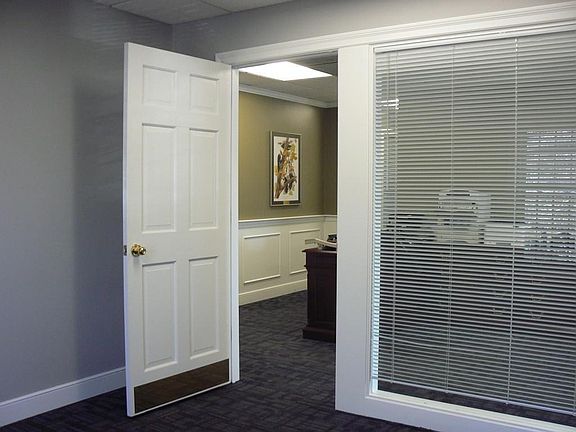 4th image of 1 Essex Green Dr Ste 3