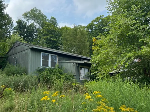 221A Southridge Street, Springfield, VT 05156