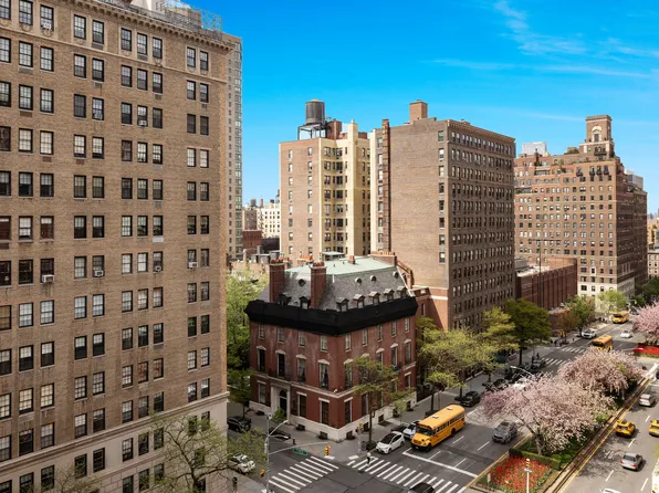 1165 Park Avenue 10A image 11 of 11