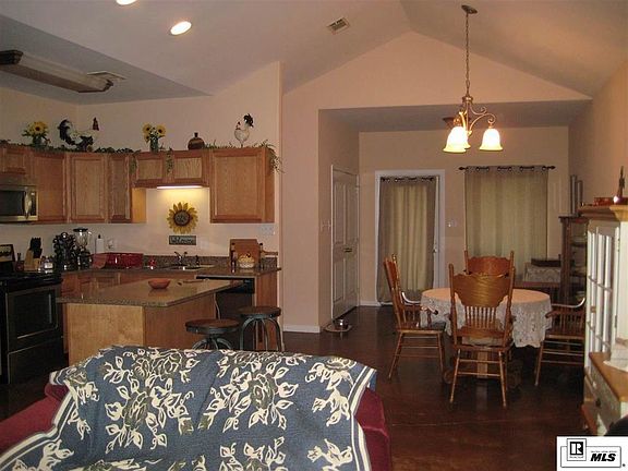 5th image of 158 Polly Anna Dr