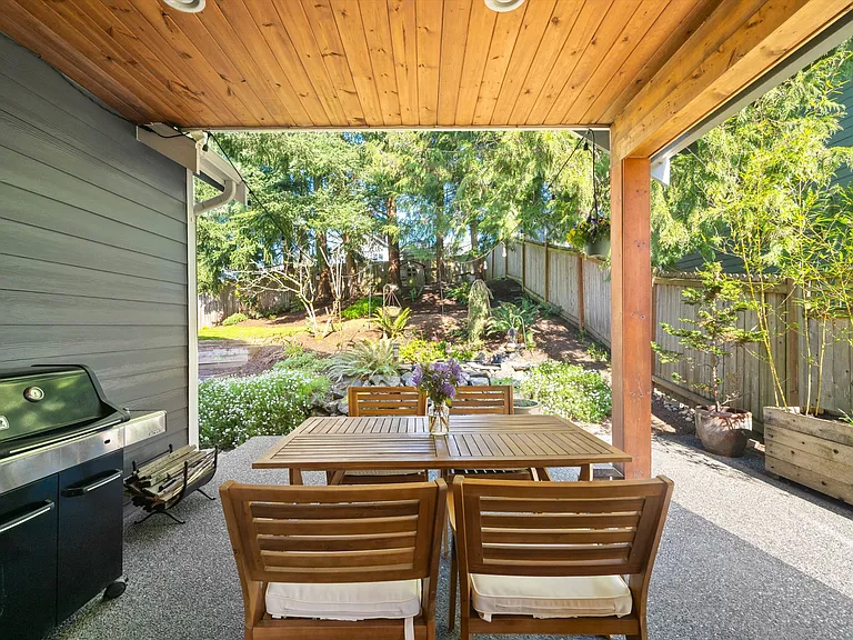 1230 Geneva Hills Rd — Photo 19