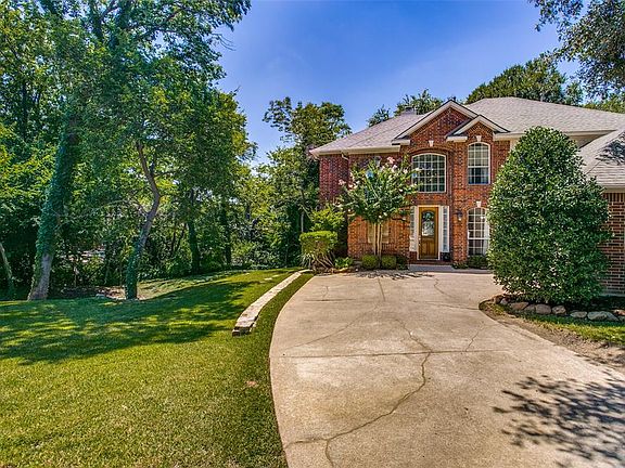 2nd image of 1003 Bel Air Dr