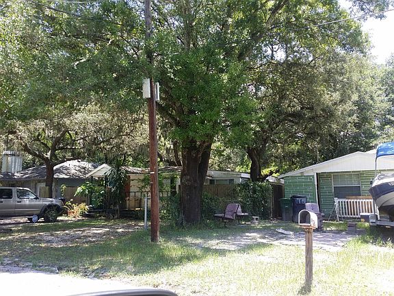 4th image of 7011 Lakeshore Dr