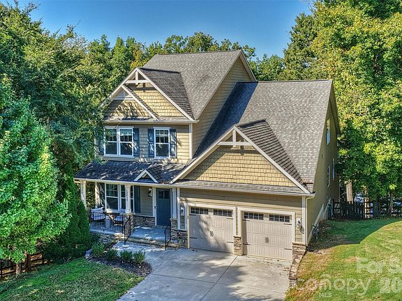 3rd image of 12039 Spinnaker Dr