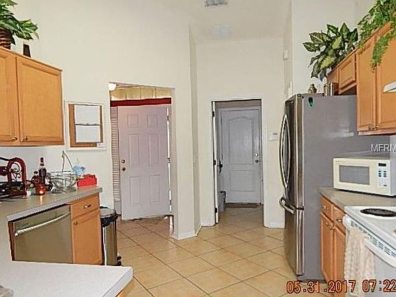 4th image of 1110 Stationside Dr