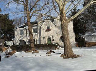 511 S 9th St, Clinton, OK 73601