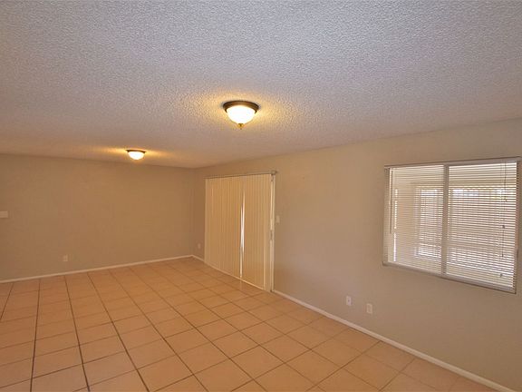 5th image of 8433 W Clarendon Ave