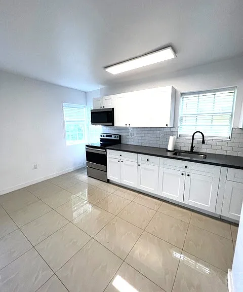 1945 Marseille Dr #1 — Photo 10