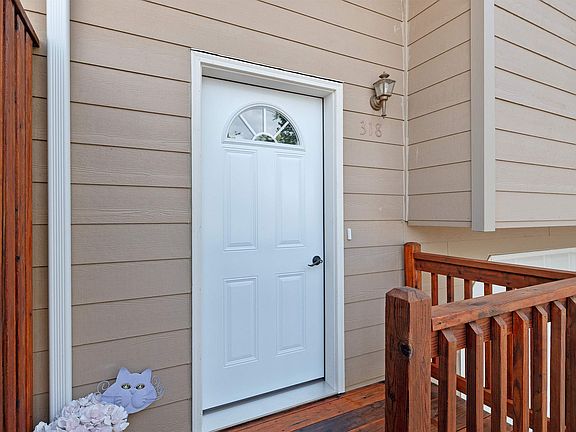 4th image of 318 Summit St