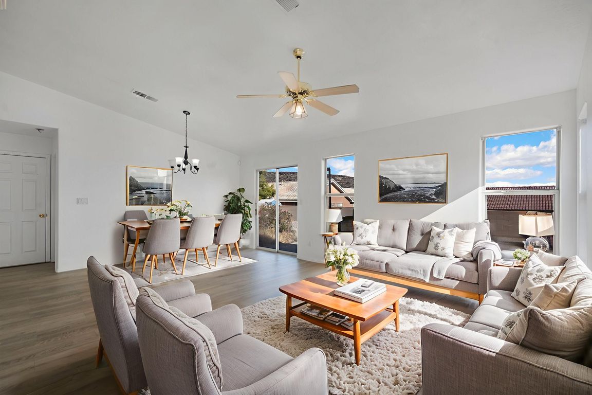 next background image