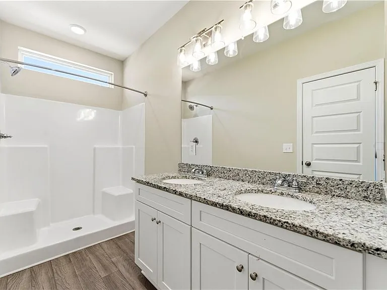 231 Eva Way — Photo 21