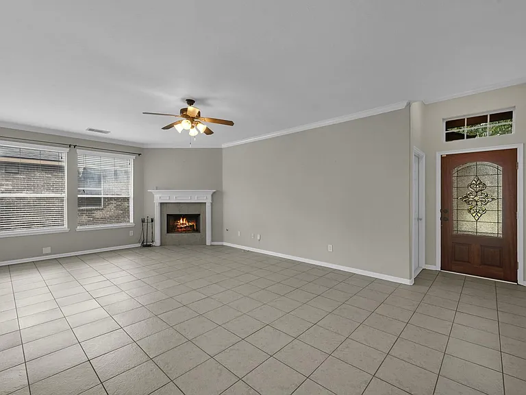 1922 Vale Haven Dr — Photo 18