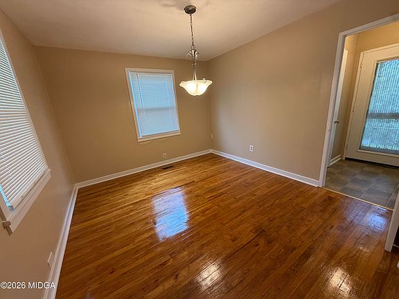 4th image of 2564 Nancelon Cir S