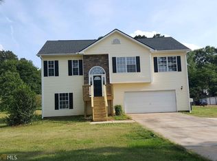 526 Vineyard Rd #10, Griffin, GA 30223