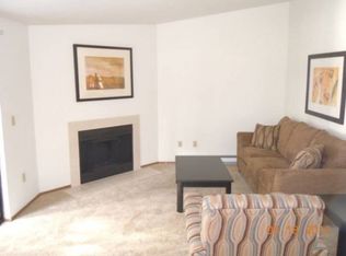 2816 Queens Way APT 1D, Milton, WA 98354
