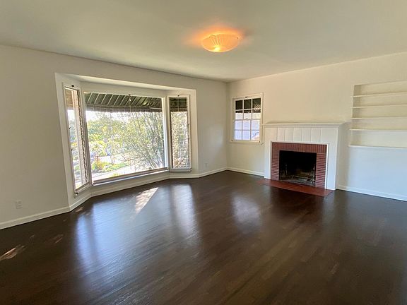 3rd image of 1607 Sunset Ave