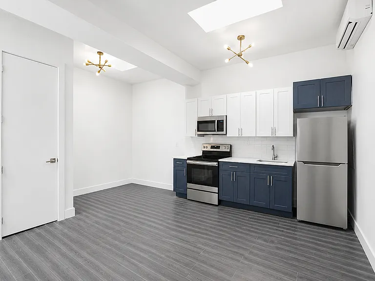 418 Rogers Ave #3 — Photo 3