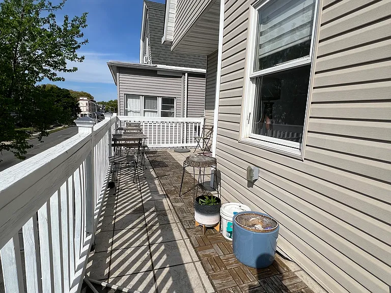 182 N 19th St #2 — Photo 6
