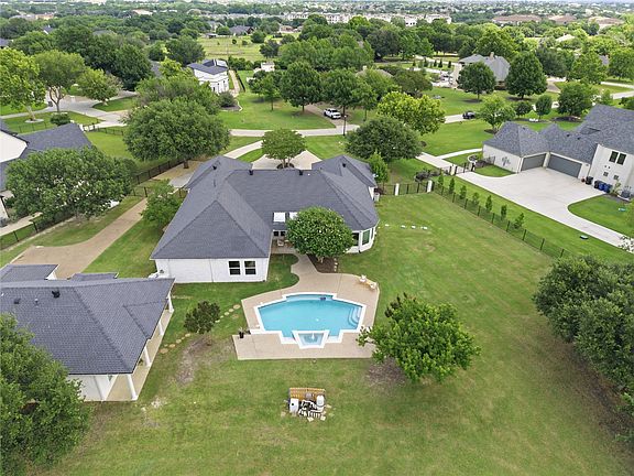 2nd image of 10211 Calvery Ct