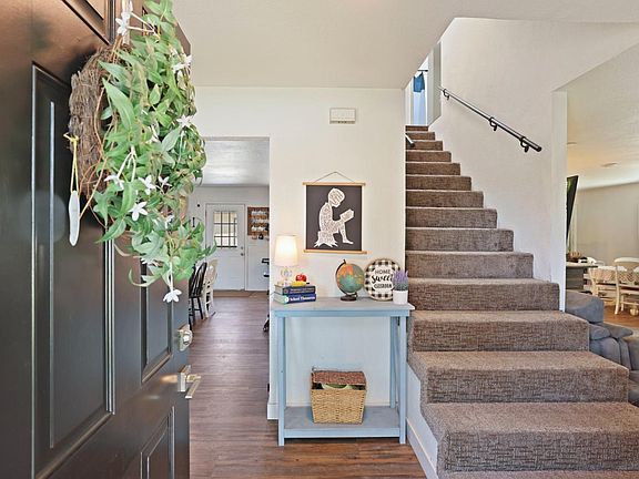 3rd image of 2140 Sutro Ave