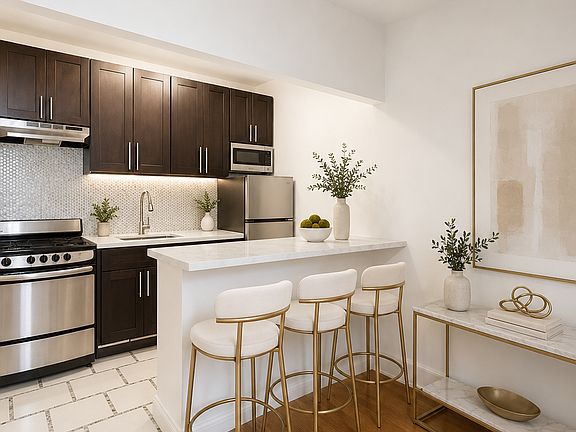 5th image of 337 W 51st St #A