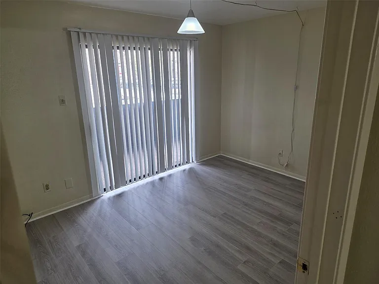 3025 Walnut Bend Ln #21 — Photo 29