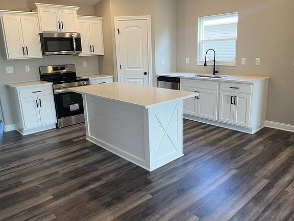 2nd image of 101 Churchill Dr