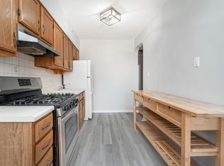 22-26 47th St #2G, Astoria, NY 11105