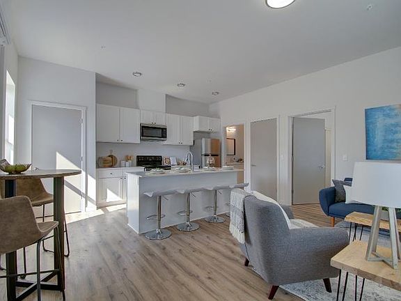 3rd image of 1414 Markle Ave #206 & 306