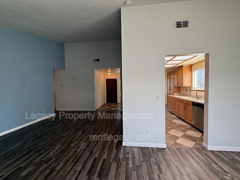 4901 Adorn Ct — Photo 5