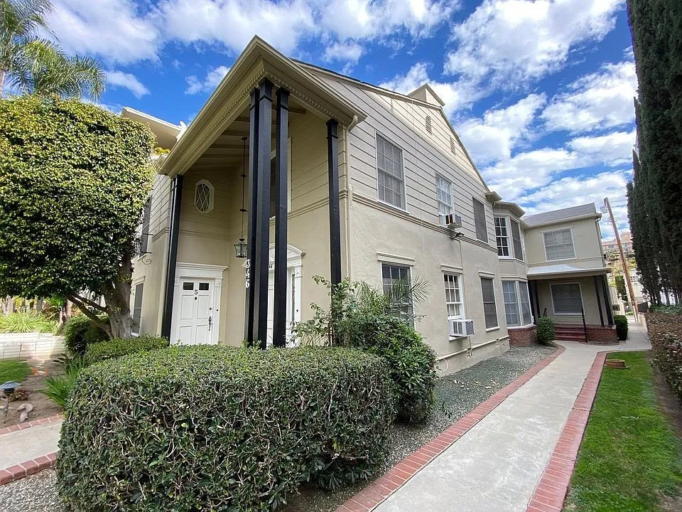 346 N Palm Dr #4