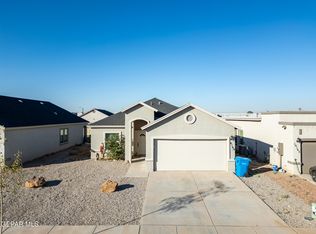 10169 Texas Madrone Dr, Socorro, TX 79927