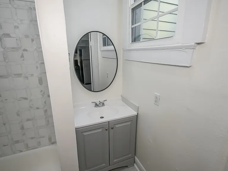 2205 Saint Philip St — Photo 9