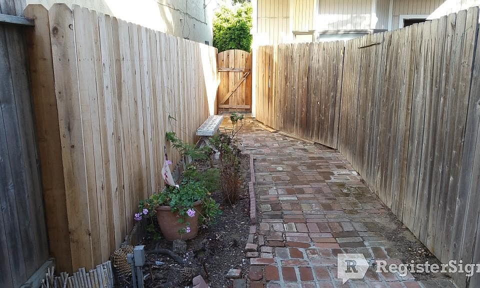 1st image of 717B Amapola Ave