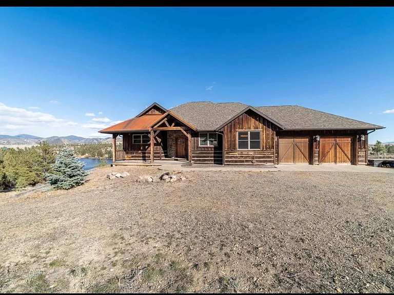 3811 Deer Park Dr — Photo 3