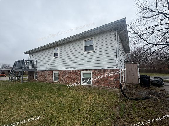 2nd image of 5583-85 Tulip Ave #5583