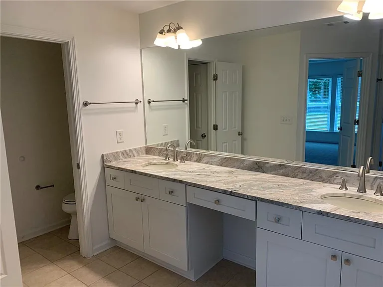 3470 Stoneham Dr — Photo 15