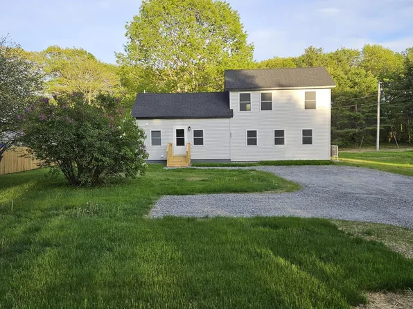 303 Maquoit Road, Brunswick, ME 04011