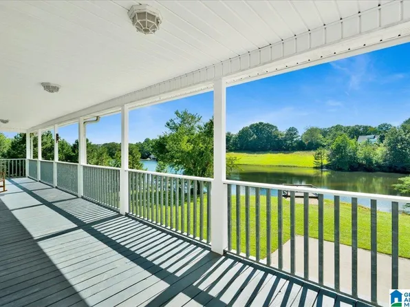 9868 Bankston Rd, Dora, AL 35062