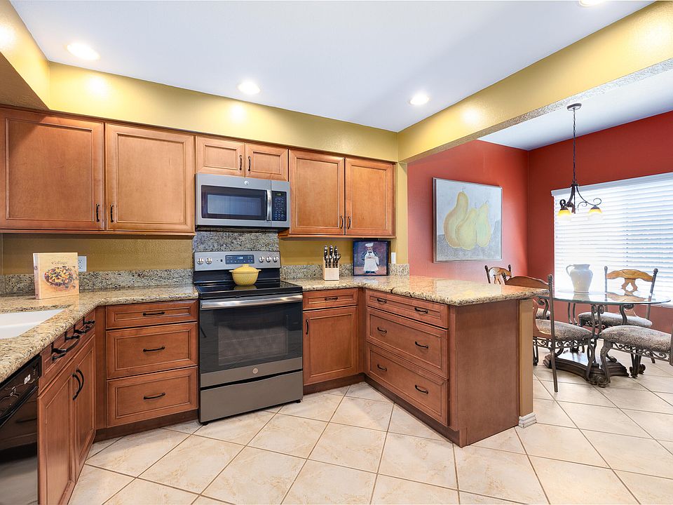1st image of 237 Vista Royale Cir E