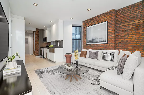 Rented by REAL New York | media 6