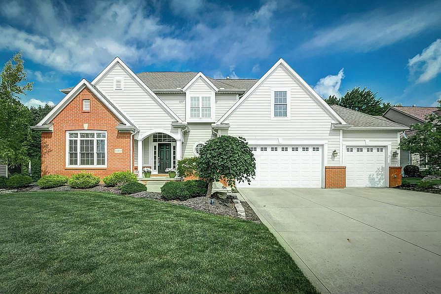 1st image of 13439 Canyon Ln