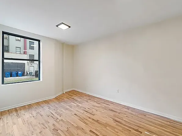 44 Malcolm X Boulevard image 3 of 6