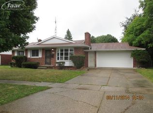 1401 Lillian Dr, Flint, MI 48505