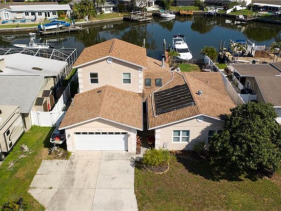 3rd image of 8709 Thornwood Ln