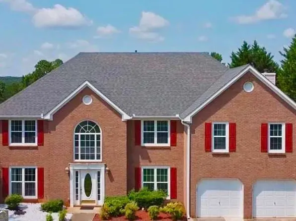 6844 Cavalier Ct, Stone Mountain, GA 30087