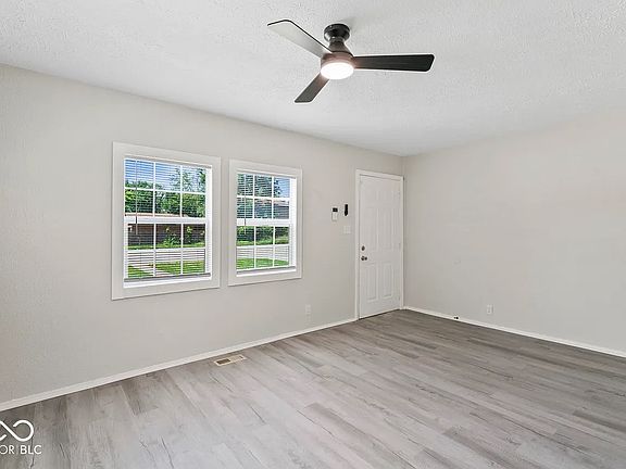 4th image of 2257 N Tibbs Ave